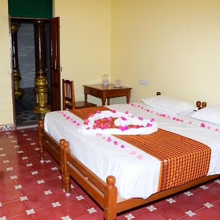 Chettinad Manor Hotel Kanadukattan ภายนอก รูปภาพ